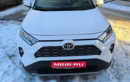 Toyota RAV4, 2020 год, 4 690 000 рублей, 5 фотография