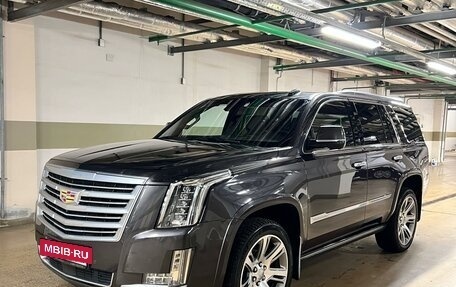 Cadillac Escalade IV, 2016 год, 4 690 000 рублей, 2 фотография