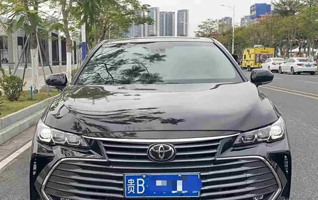 Toyota Avalon, 2022 год, 2 595 000 рублей, 2 фотография