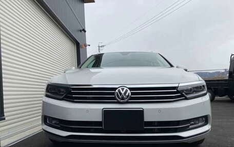 Volkswagen Passat B8 рестайлинг, 2018 год, 1 560 000 рублей, 3 фотография