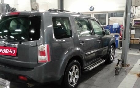 Honda Pilot III рестайлинг, 2014 год, 1 930 000 рублей, 3 фотография