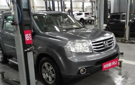 Honda Pilot III рестайлинг, 2014 год, 1 930 000 рублей, 2 фотография