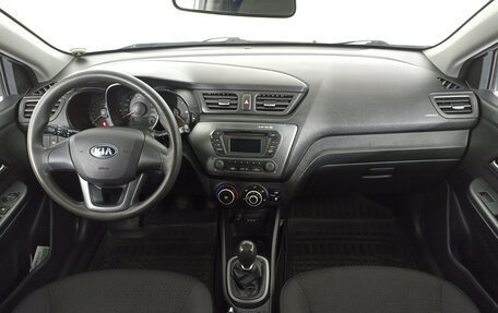 KIA Rio III рестайлинг, 2013 год, 907 000 рублей, 17 фотография