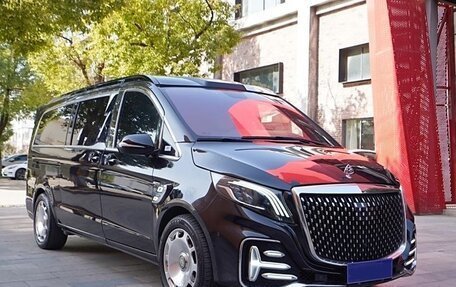 Mercedes-Benz V-Класс, 2022 год, 6 000 000 рублей, 3 фотография