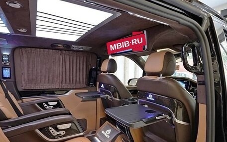 Mercedes-Benz V-Класс, 2022 год, 6 000 000 рублей, 19 фотография