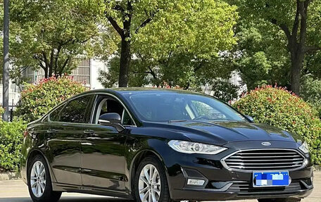 Ford Mondeo V, 2020 год, 1 800 000 рублей, 2 фотография