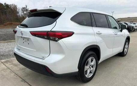 Toyota Highlander, 2023 год, 5 357 000 рублей, 6 фотография