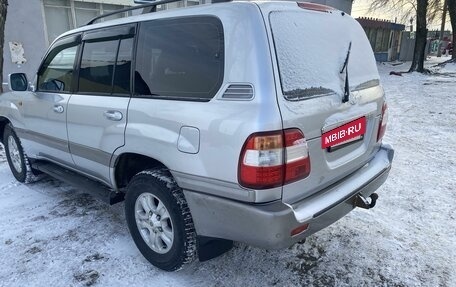 Toyota Land Cruiser 100 рестайлинг 2, 2007 год, 2 400 000 рублей, 2 фотография