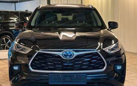 Toyota Highlander, 2021 год, 5 755 892 рублей, 2 фотография