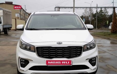 KIA Carnival III, 2019 год, 3 800 000 рублей, 17 фотография