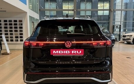 Volkswagen Tiguan, 2024 год, 6 590 000 рублей, 12 фотография