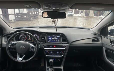 Hyundai Sonata VII, 2017 год, 2 250 000 рублей, 12 фотография