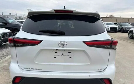 Toyota Highlander, 2023 год, 6 039 000 рублей, 6 фотография