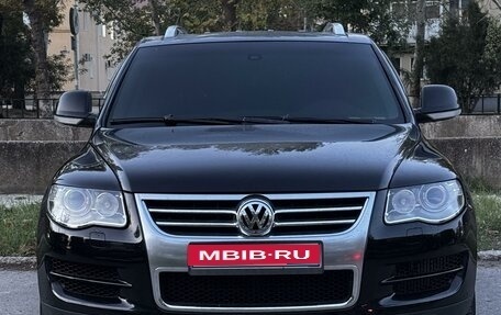 Volkswagen Touareg III, 2008 год, 1 100 000 рублей, 1 фотография