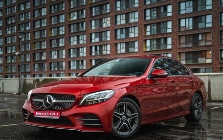 Mercedes-Benz C-Класс, 2019 год, 3 550 000 рублей, 1 фотография