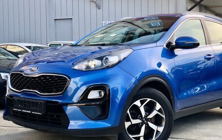 KIA Sportage IV рестайлинг, 2019 год, 2 399 000 рублей, 5 фотография