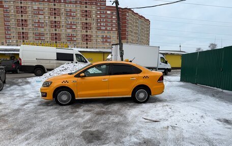 Volkswagen Polo VI (EU Market), 2018 год, 950 000 рублей, 2 фотография