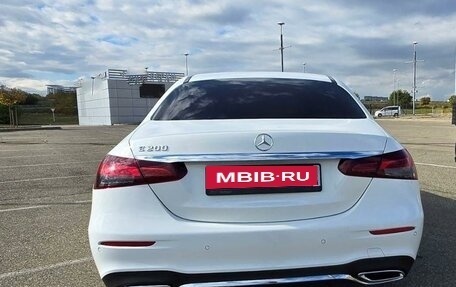 Mercedes-Benz E-Класс, 2020 год, 4 350 000 рублей, 10 фотография