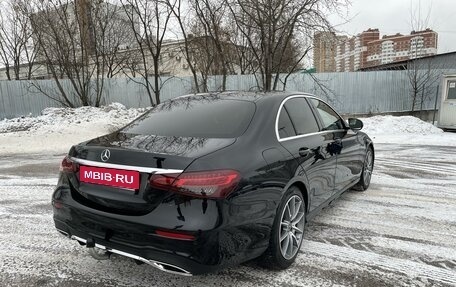 Mercedes-Benz E-Класс, 2022 год, 3 200 000 рублей, 8 фотография