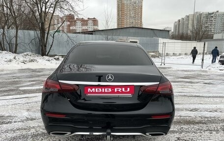 Mercedes-Benz E-Класс, 2022 год, 3 200 000 рублей, 9 фотография