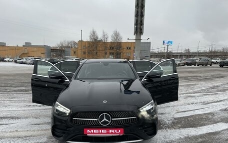 Mercedes-Benz E-Класс, 2022 год, 3 200 000 рублей, 23 фотография