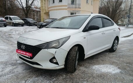 Hyundai Solaris II рестайлинг, 2021 год, 1 290 000 рублей, 8 фотография