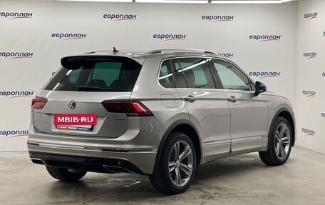 Volkswagen Tiguan II, 2020 год, 3 250 000 рублей, 3 фотография