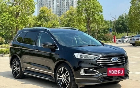 Ford Edge II рестайлинг, 2020 год, 1 820 000 рублей, 6 фотография