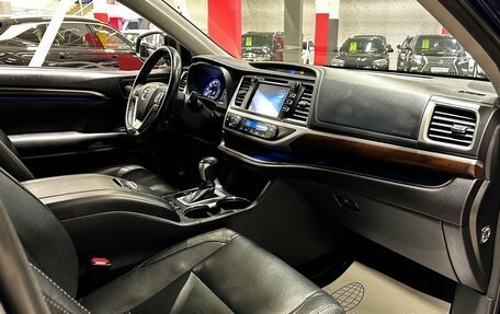 Toyota Highlander III, 2014 год, 3 497 000 рублей, 17 фотография