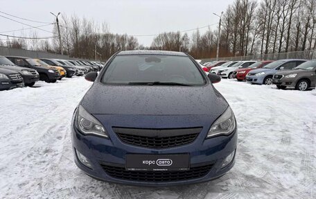 Opel Astra J, 2011 год, 884 000 рублей, 2 фотография