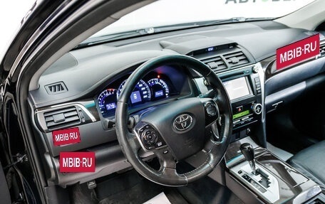 Toyota Camry, 2013 год, 1 605 000 рублей, 15 фотография