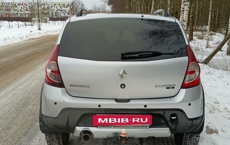 Renault Sandero I, 2013 год, 700 000 рублей, 3 фотография