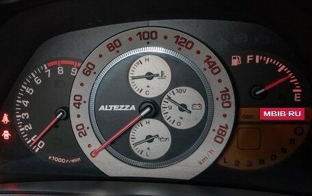 Toyota Altezza, 1999 год, 600 000 рублей, 12 фотография