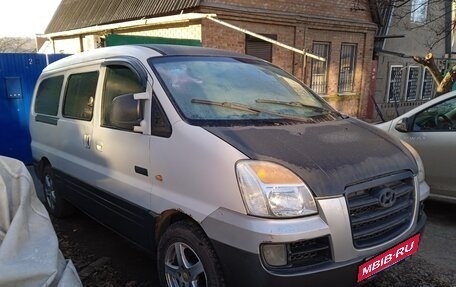 Hyundai Starex I рестайлинг, 2006 год, 450 000 рублей, 3 фотография