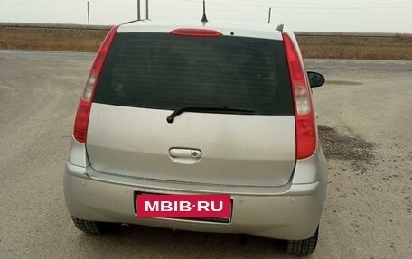 Mitsubishi Colt VI рестайлинг, 2005 год, 400 000 рублей, 2 фотография