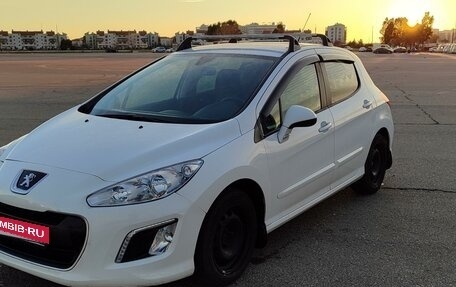 Peugeot 308 II, 2011 год, 655 000 рублей, 2 фотография