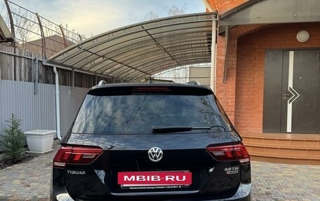 Volkswagen Tiguan II, 2017 год, 2 970 000 рублей, 4 фотография