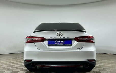 Toyota Camry, 2018 год, 3 299 000 рублей, 5 фотография