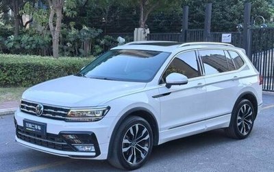 Volkswagen Tiguan II, 2021 год, 3 050 800 рублей, 1 фотография