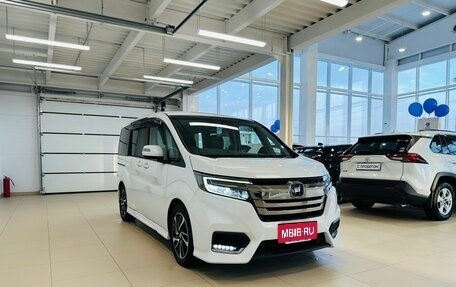 Honda Stepwgn IV, 2018 год, 2 999 000 рублей, 8 фотография