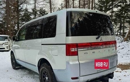 Mitsubishi Delica D:5 I, 2019 год, 2 384 000 рублей, 3 фотография