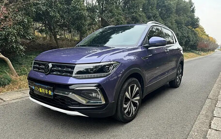 Volkswagen T-Cross I, 2021 год, 1 800 000 рублей, 1 фотография