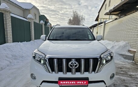 Toyota Land Cruiser Prado 150 рестайлинг 2, 2013 год, 3 500 000 рублей, 7 фотография