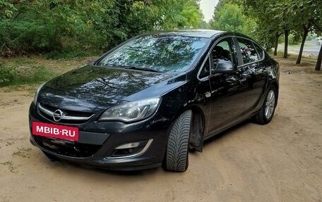 Opel Astra J, 2013 год, 950 000 рублей, 12 фотография