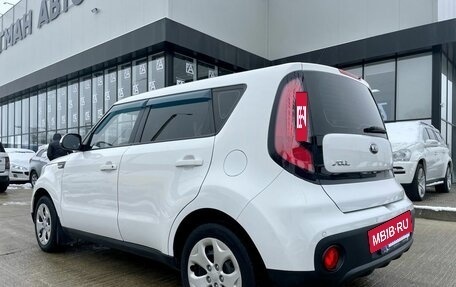 KIA Soul II рестайлинг, 2017 год, 1 390 000 рублей, 3 фотография