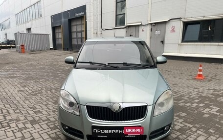 Skoda Fabia II, 2009 год, 700 000 рублей, 2 фотография