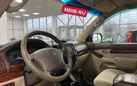 Toyota Land Cruiser Prado 120 рестайлинг, 2004 год, 1 600 000 рублей, 11 фотография