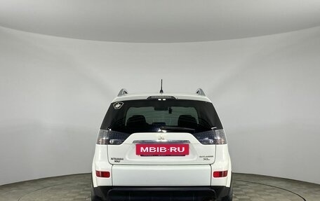 Mitsubishi Outlander III рестайлинг 3, 2008 год, 1 000 000 рублей, 6 фотография