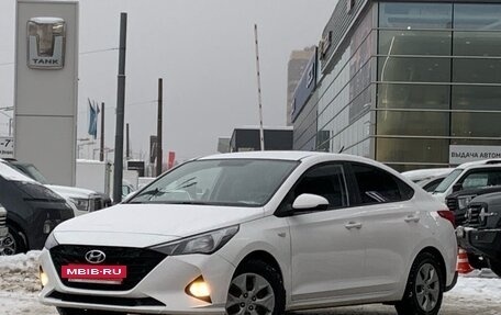 Hyundai Solaris II рестайлинг, 2022 год, 1 799 000 рублей, 3 фотография