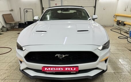 Ford Mustang VI рестайлинг, 2022 год, 4 500 000 рублей, 6 фотография